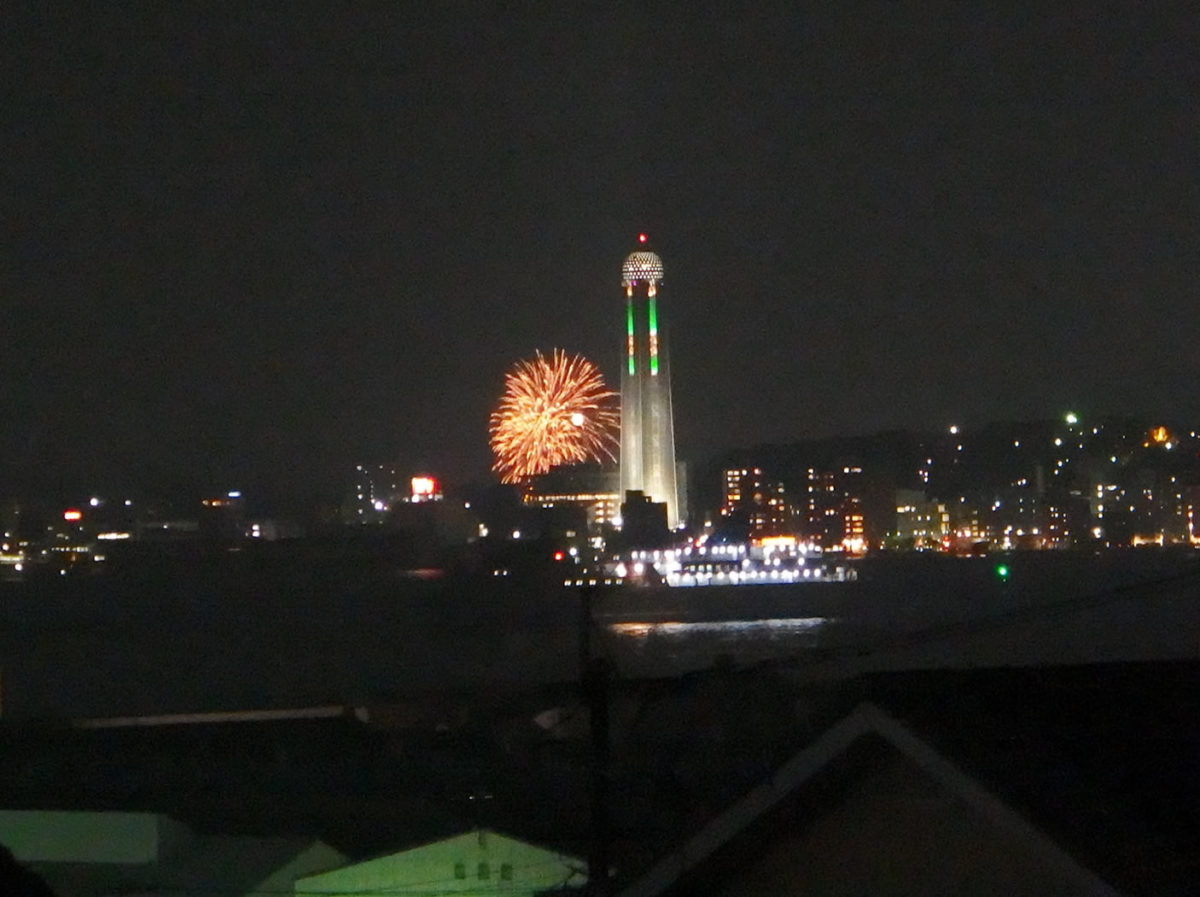 Summer! Japan! Night! and Fireworks!