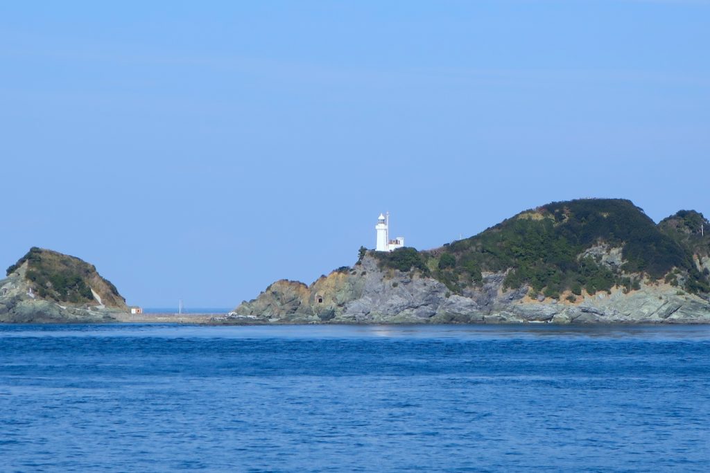 handsomelighthouse02