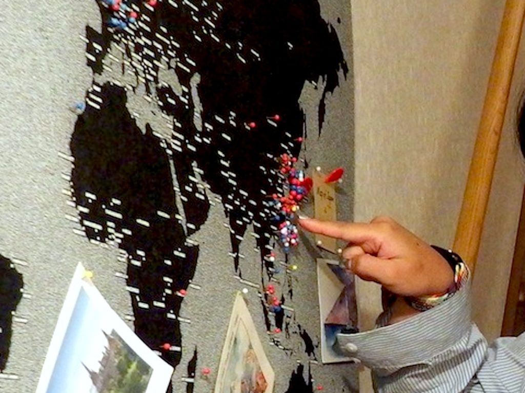 guestfromthatcountry01